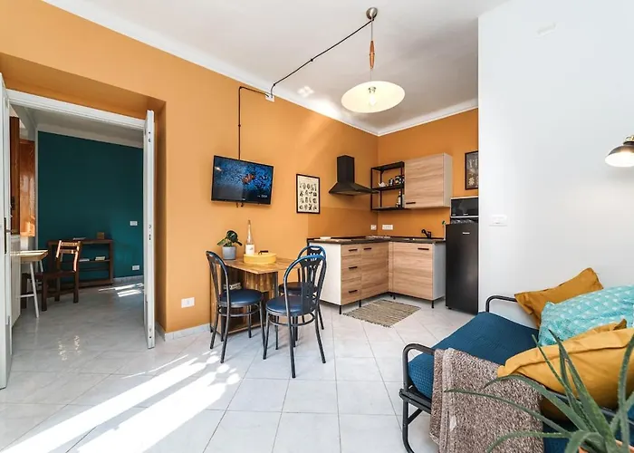Daire Sunny And Quiet Apartment, Central, 2 Rooms, Self Check-in Torino