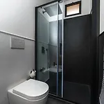 Sunny And Quiet Apartment, Central, 2 Rooms, Self Check-in * 토리노