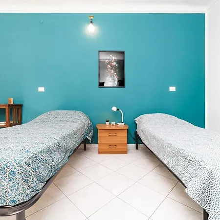 Διαμέρισμα Sunny And Quiet Apartment, Central, 2 Rooms, Self Check-in *